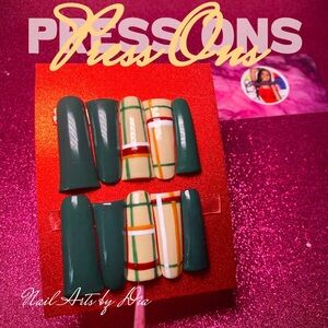 Green and Cream Press-On Nails